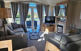Beautiful Caravan Near Edinburgh Nr 14